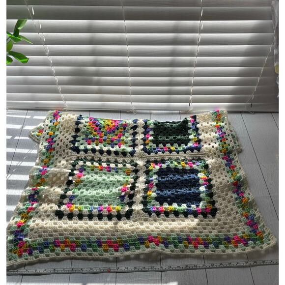 Handmade Granny Square Baby Tummy Time Blanket - Picture 2 of 11